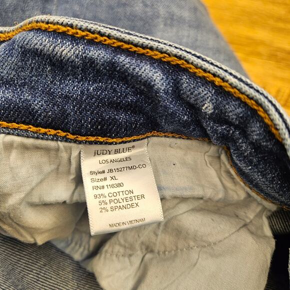 Judy Blue cut off raw hem Jean Denim shorts size XL - Picture 5 of 7